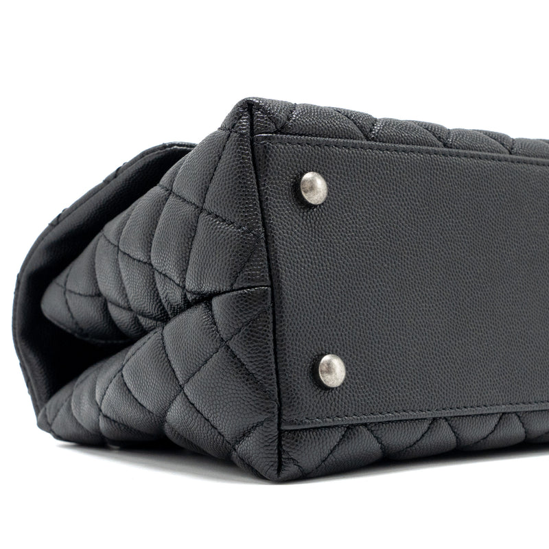 Chanel Medium Coco Handle Caviar / Lizard Handle Black Ruthenium Hardware
