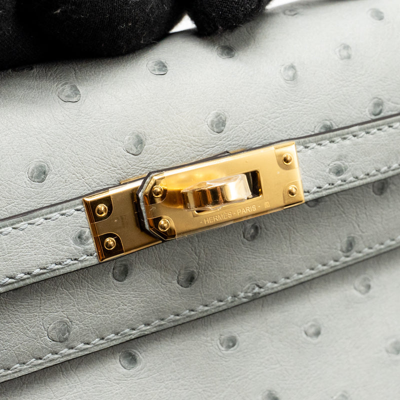 Hermes Kelly Pochette Ostrich Bleu Glacier GHW Stamp K