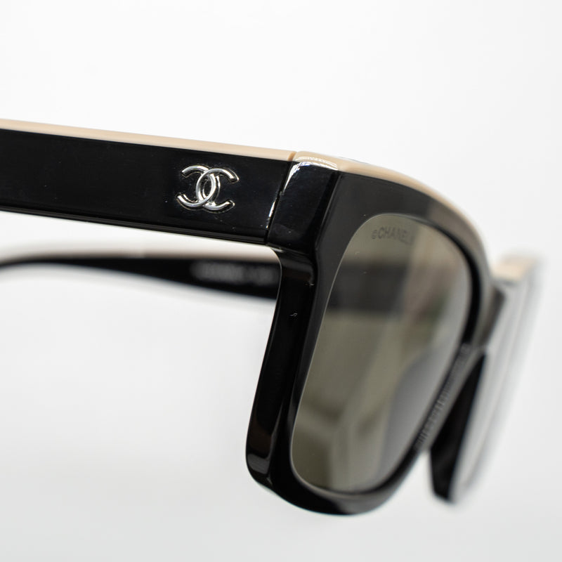 CHANEL 5417 Squared Sunglasses 54mm with new case and white trim top