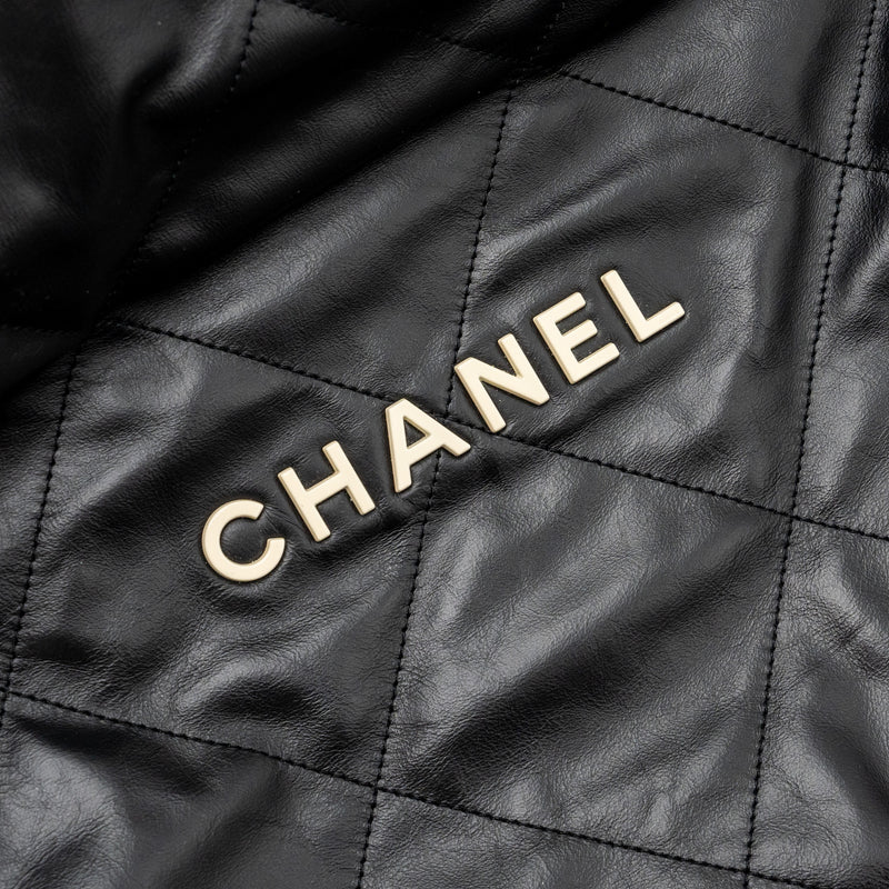 Chanel medium 22 bag calfskin black GHW (microchip)