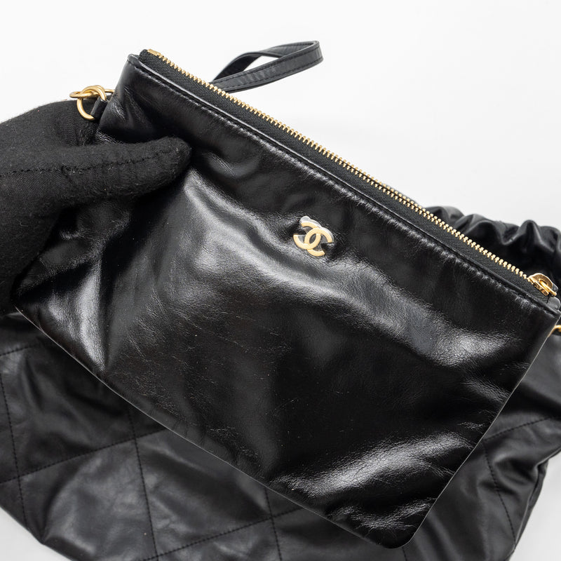 Chanel medium 22 bag calfskin leather black GHW (microchip)