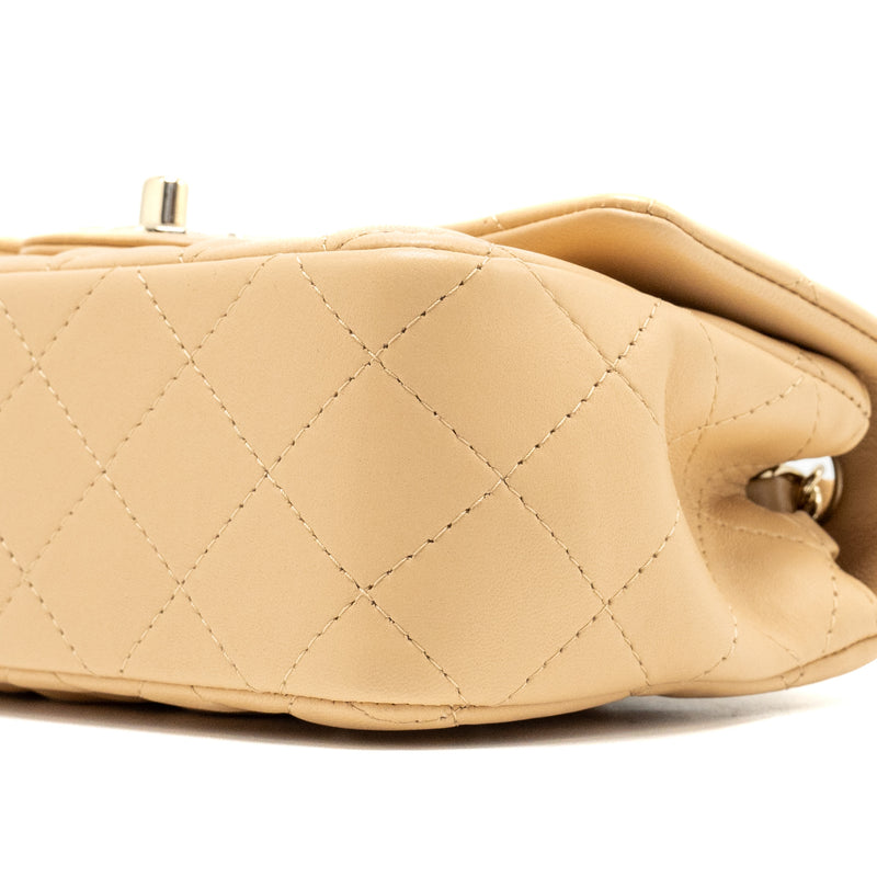 Chanel 22C mini rectangular flap bag lambskin beige LGHW (microchip)