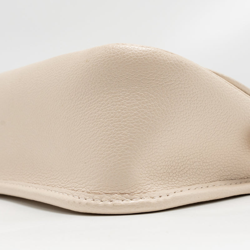Louis Vuitton Buci Bag Epi Leather Quartz White SHW
