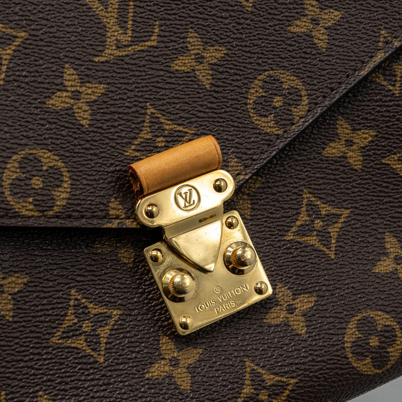 Louis Vuitton pochette Métis monogram canvas GHW