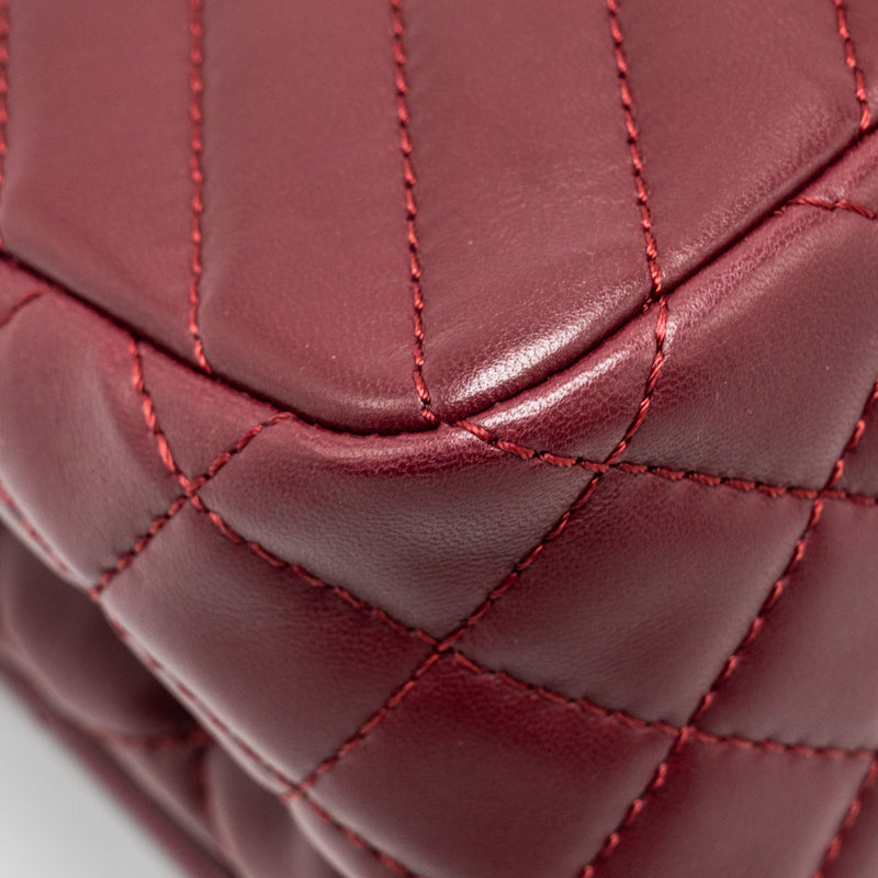 Chanel Chevron Flap bag Lambskin dark red SHW