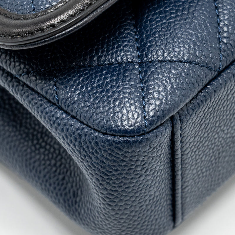 Chanel Filigree flap bag Caviar Navy/black GHW