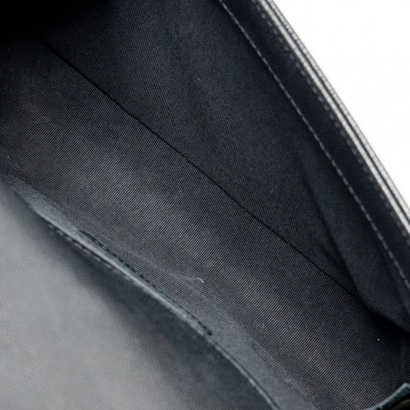 Chanel Medium Boy Bag Caviar black ruthenium silver hardware