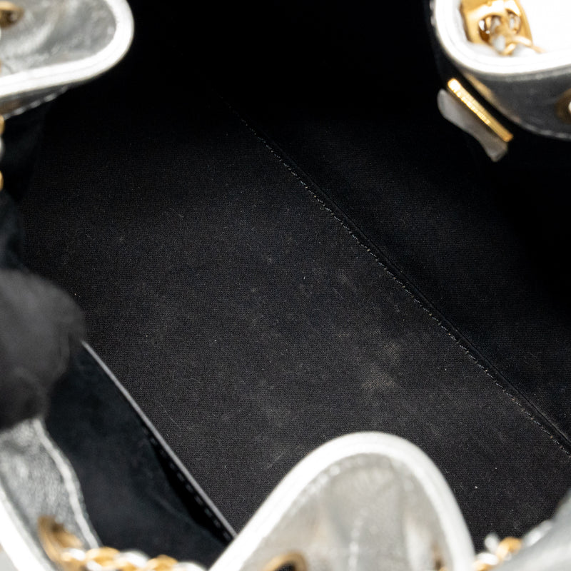 Chanel Small 25 bag caviar silver GHW (microchip)