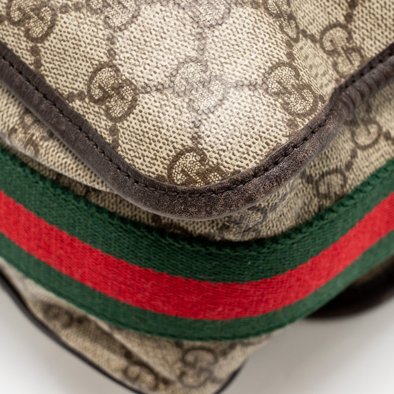 Gucci Large Flap Messenger Bag GG Supreme Canvas SHW