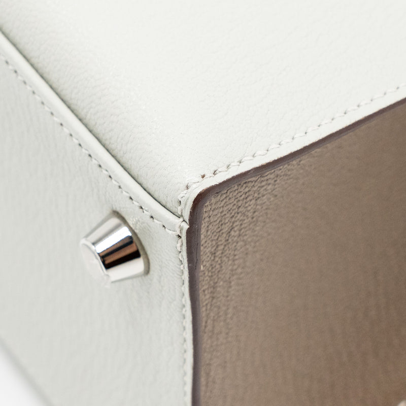 Hermes Kelly 25 Special Order Chèvre Mysore Gris Perle/Etoupe Brushed SHW Stamp Z