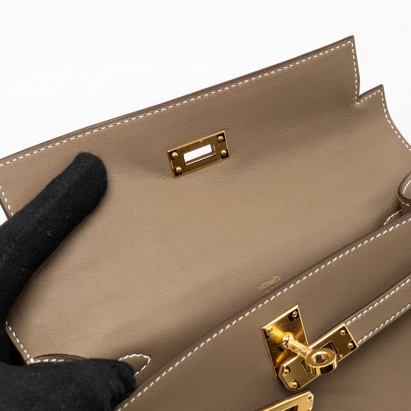 Hermes Kelly Pochette Swift Etoupe GHW Stamp W