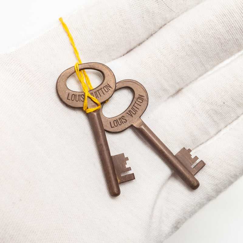 Louis Vuitton Vintage Monogram Tabor 35 Train Case GHW