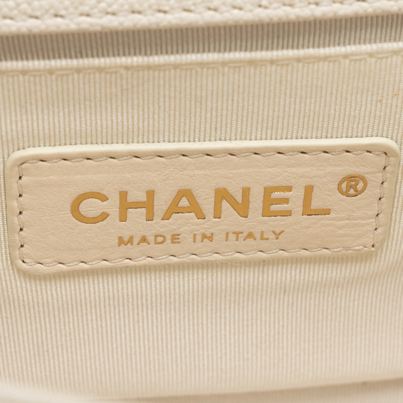 Chanel Small boy bag caviar white LGHW