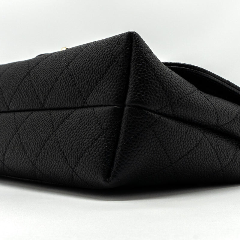 CHANEL FLAP BAG WITH CHAINS HANDLE Quilted CALFSKIN BLACK GHW