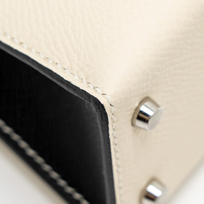 Hermes mini kelly II epsom Craie / Black SHW stamp W