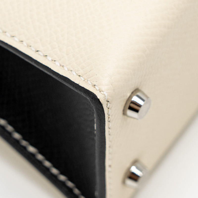 Hermes mini kelly II epsom Craie / Black SHW stamp W