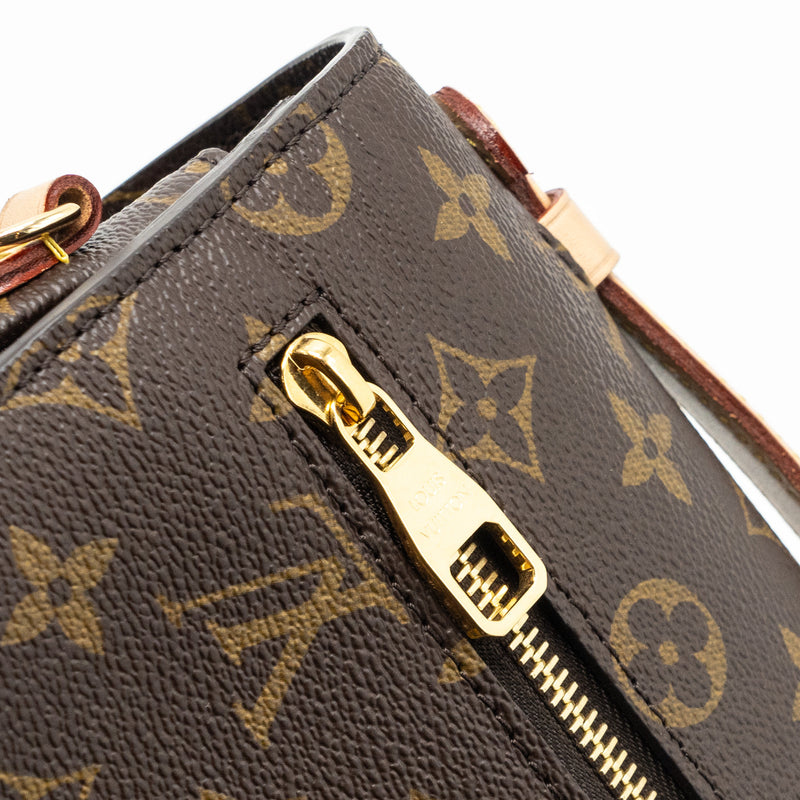 Louis Vuitton Pochette Métis Monogram Canvas GHW