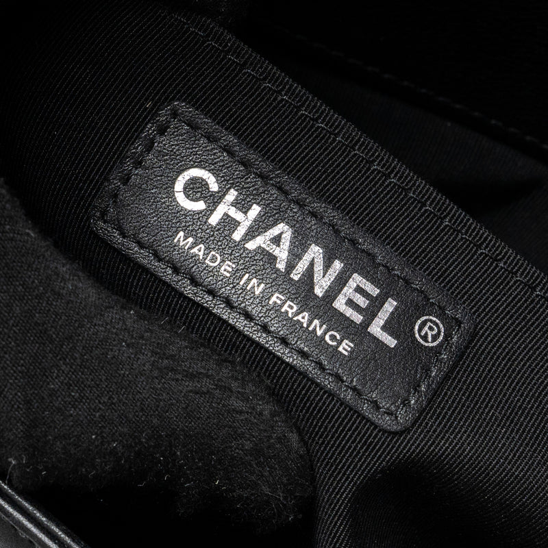 Chanel medium chevron boy bag lambskin black ruthenium hardware