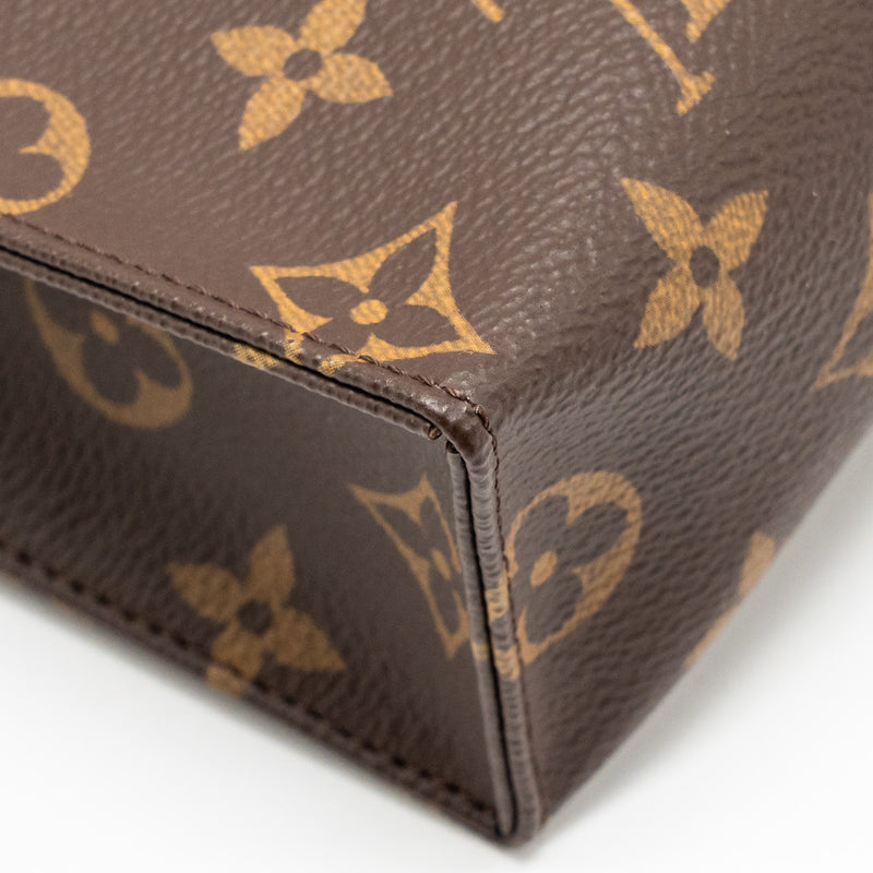 Louis Vuitton Toiletry Pochette 26 Monogram Canvas GHW