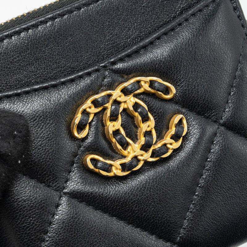 Chanel 19 zipped coin purse lambskin black GHW (Microchip)