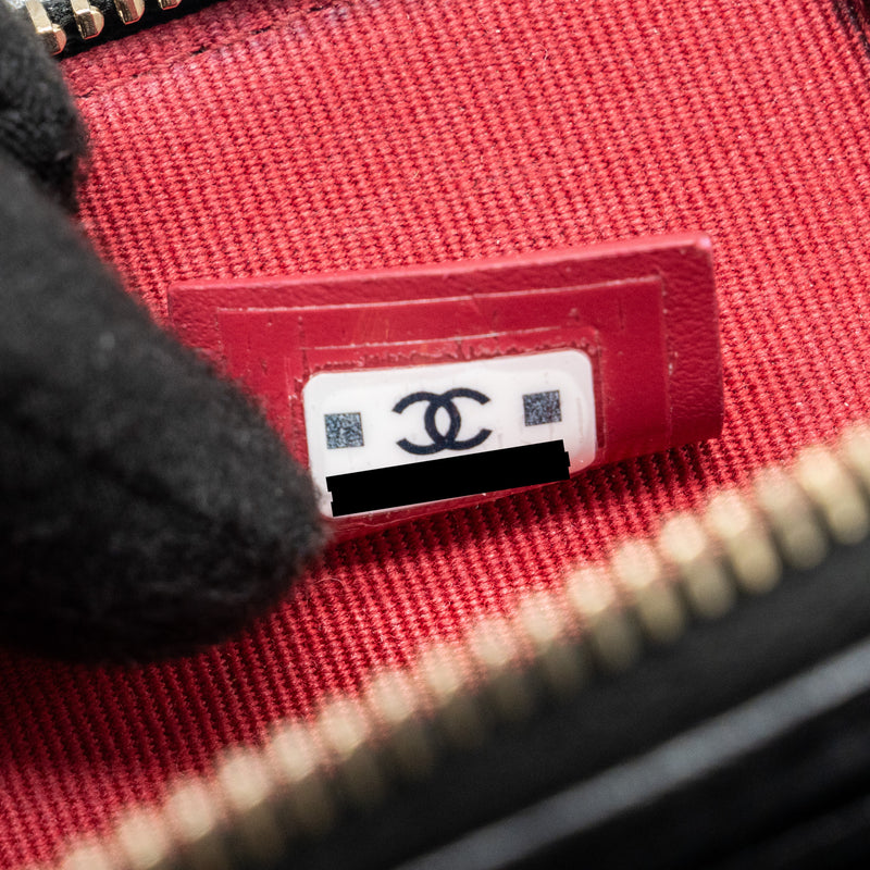 Chanel 19 zipped coin purse lambskin black GHW (Microchip)