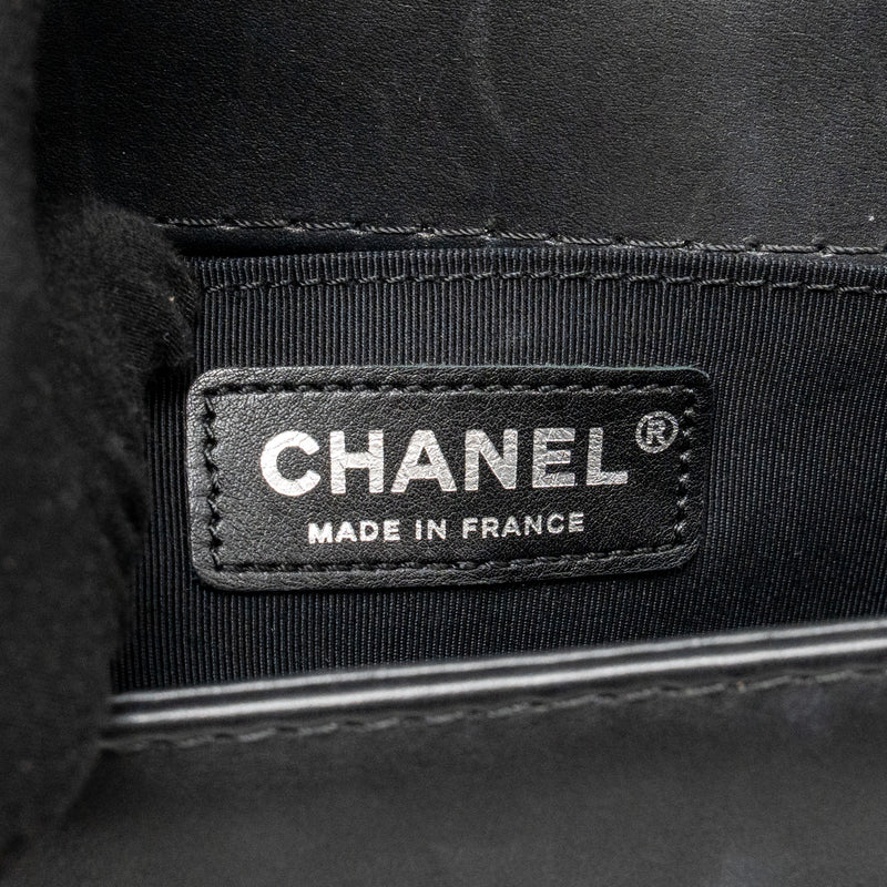 Chanel Medium Boy Bag Calfskin Black Ruthenium SHW