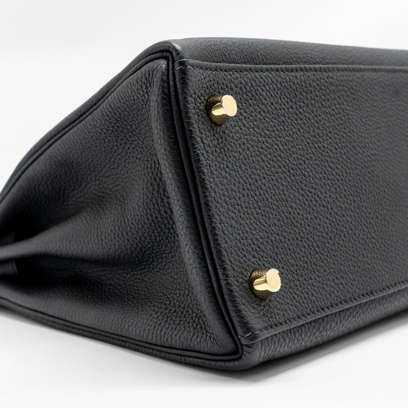 Hermes Kelly 28 Togo Black GHW Stamp Z