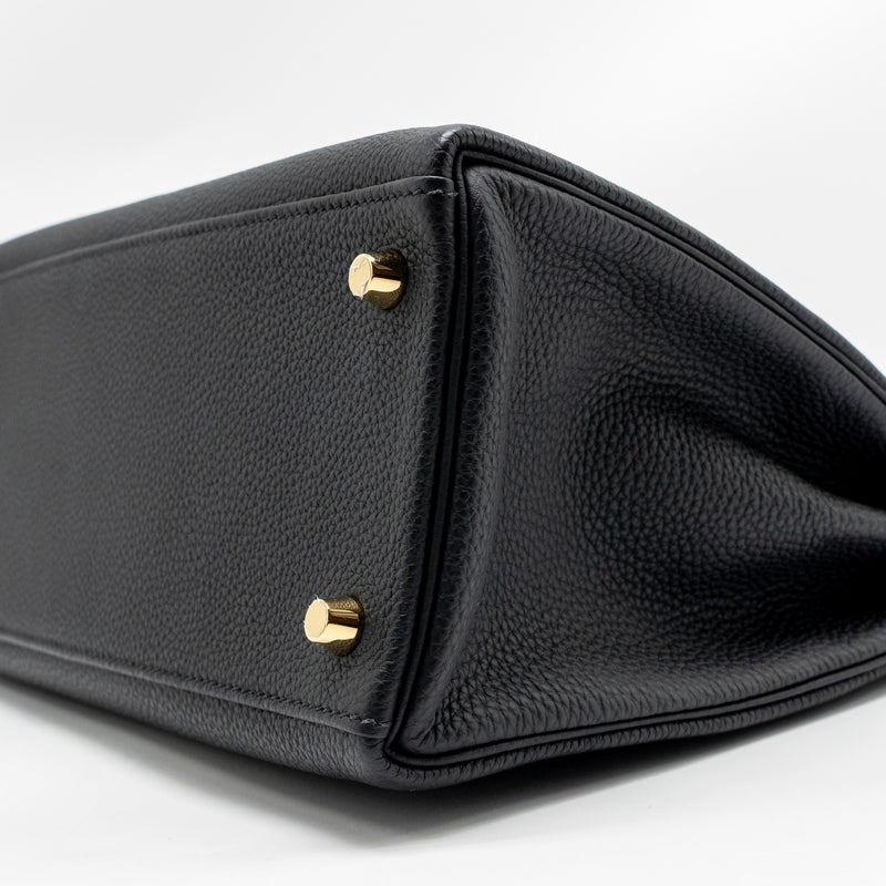 Hermes Kelly 28 Togo Black GHW Stamp Z