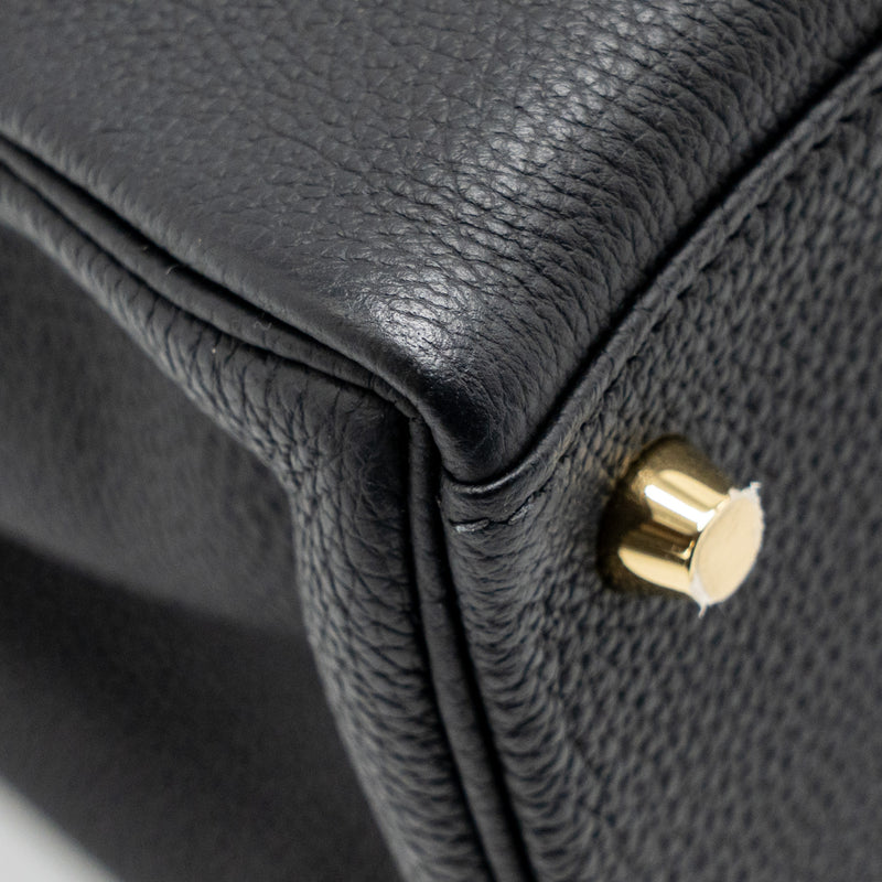 Hermes Kelly 28 Togo Black GHW Stamp Z