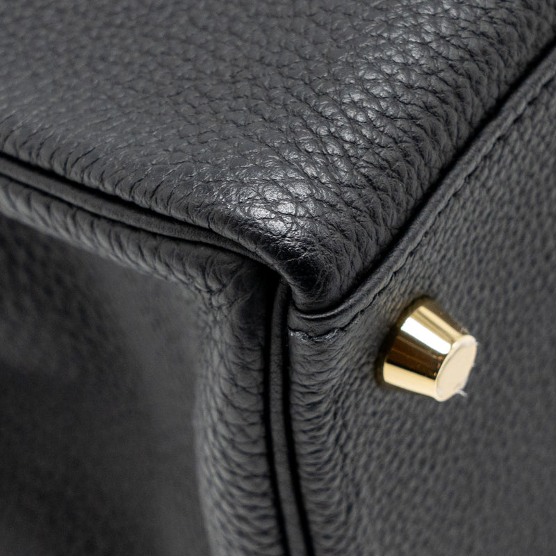 Hermes Kelly 28 Togo Black GHW Stamp Z
