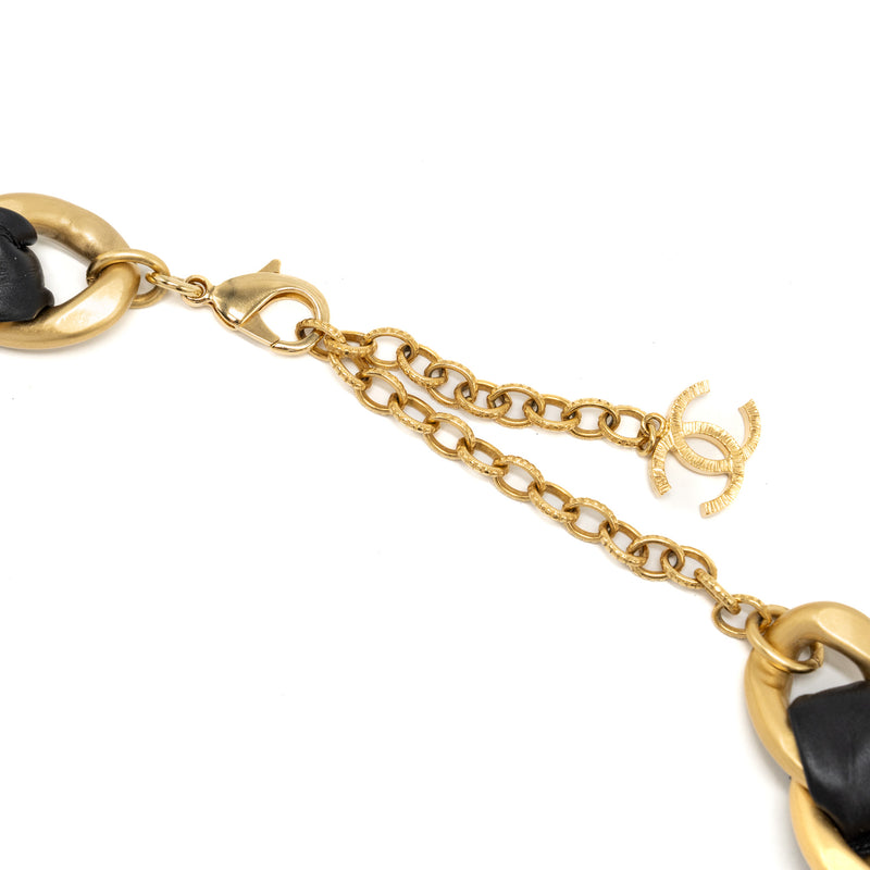 Chanel black bow fancy chain/leather belt with pearl/leather Gold tone