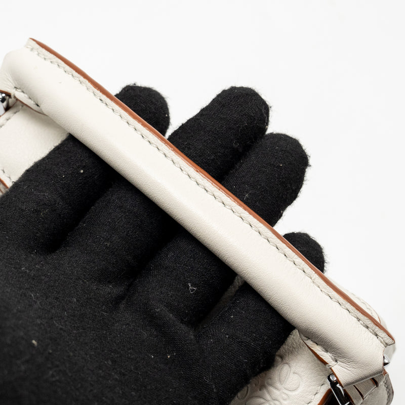 Loewe Nano Puzzle Bag Calfskin White SHW