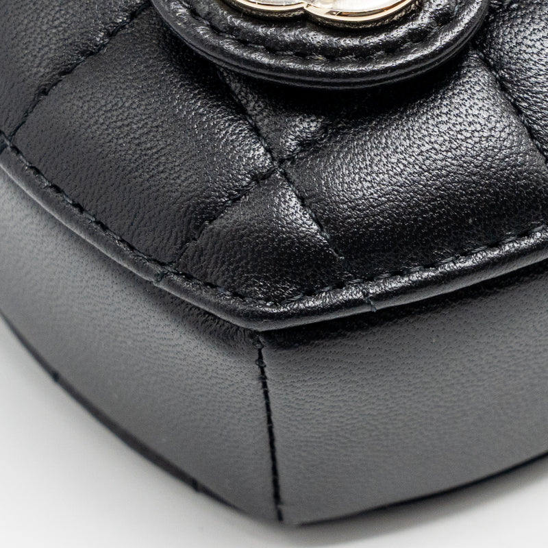 Chanel 22S Heart Belt Bag Lambskin Black LGHW