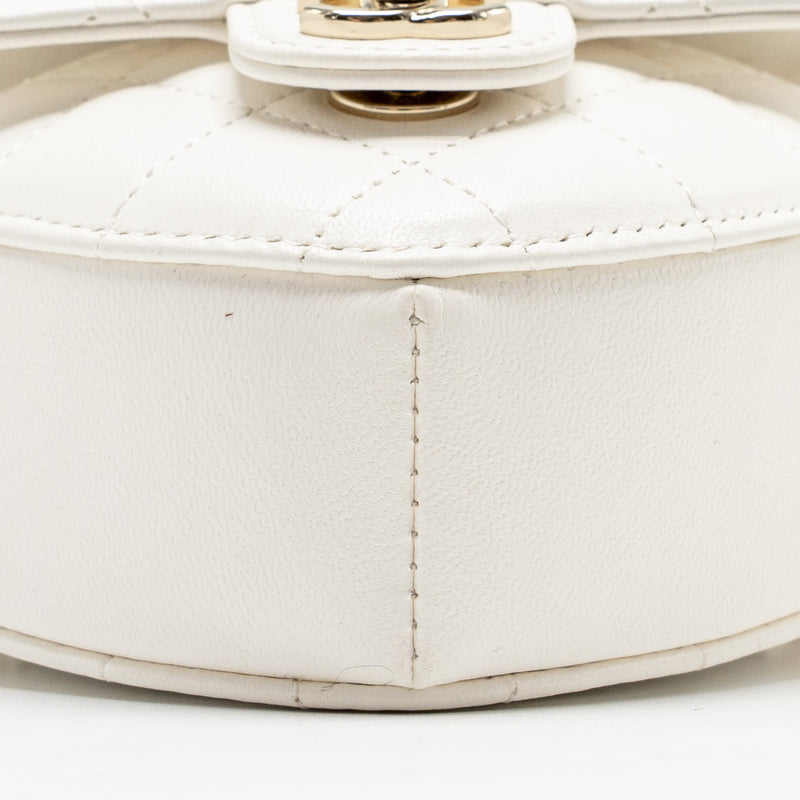 Chanel 22S Heart Belt Bag Lambskin White LGHW