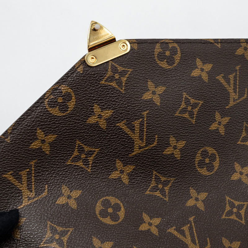 Louis Vuitton Pochette Métis Monogram Canvas GHW