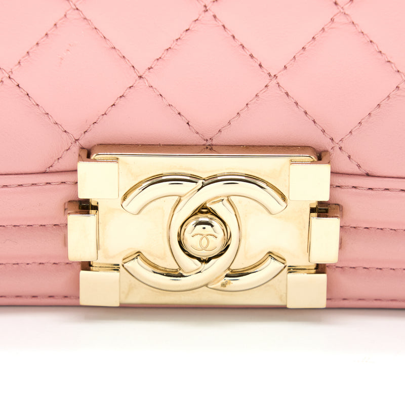 Chanel Medium Boy Bag Calfskin Pink LGHW
