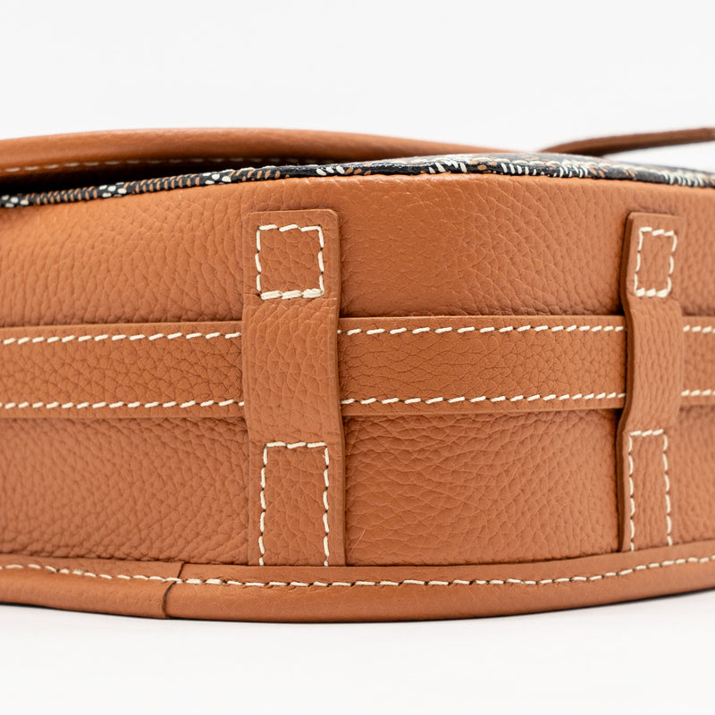 Goyard Belvedere PM Messenger Bag Goyardine Canvas / Calfskin Black/Tan SHW