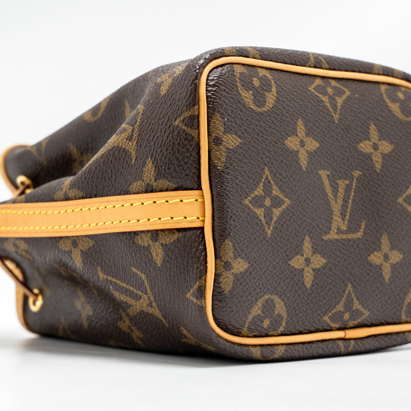 Louis Vuitton Nano Neo Monogram Canvas GHW