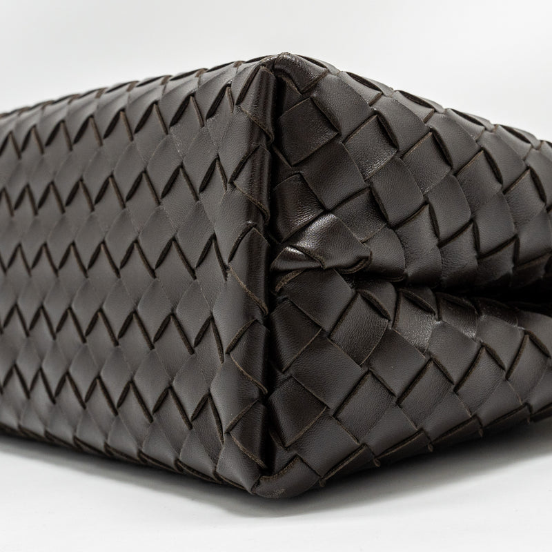 Bottega Veneta Medium Andiamo Lambskin Fondant GHW