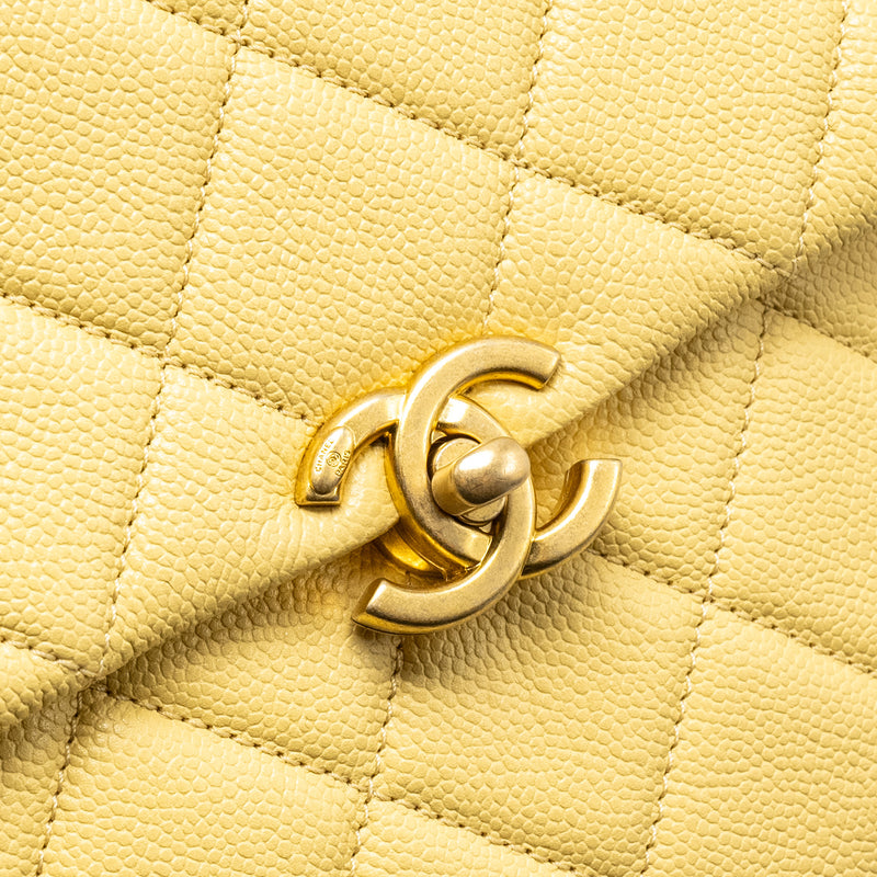 Chanel 22P quilted flap backpack caviar light yellow GHW (Microchip)