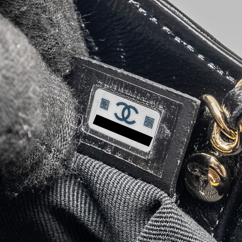 Chanel Mini 31 clutch with Chain shiny lambskin black LGHW (microchip)