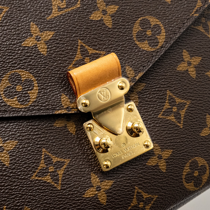 Louis Vuitton Pochette Metis Monogram Canvas GHW