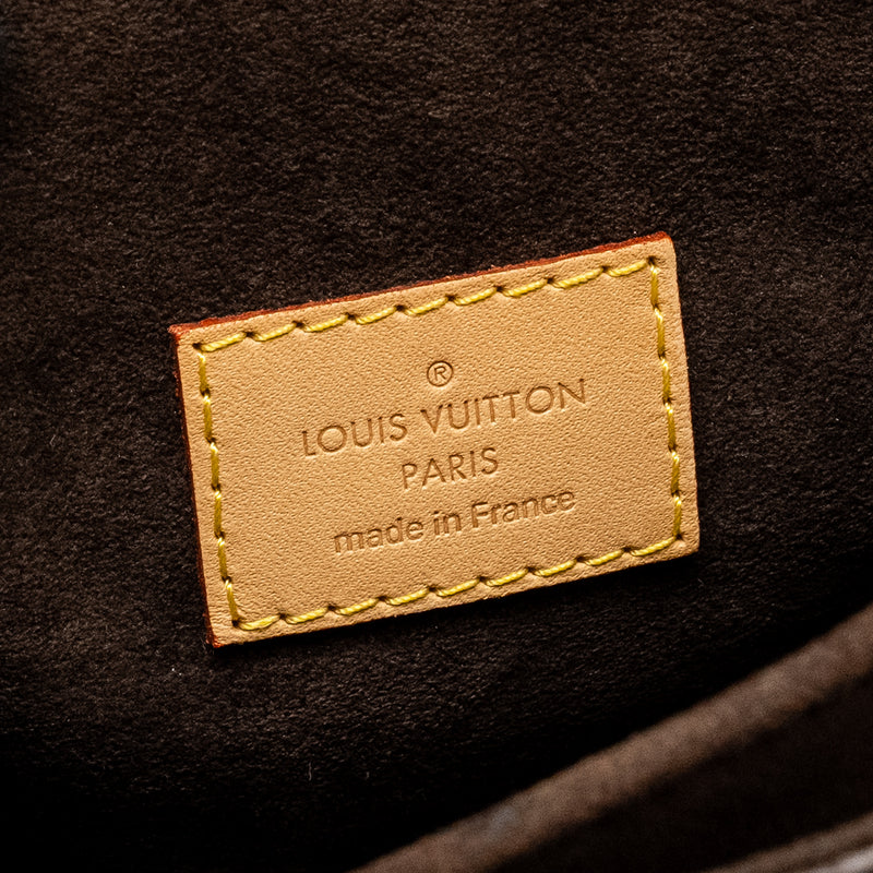 Louis Vuitton Pochette Metis Monogram Canvas GHW