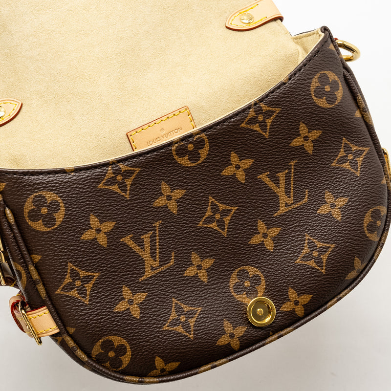 Louis Vuitton Saumur BB Monogram Canvas GHW