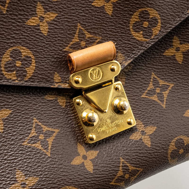 Louis Vuitton Pochette Metis Monogram Canvas GHW