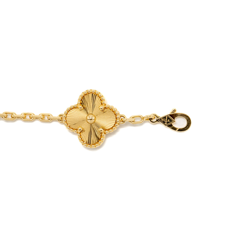 Van Cleef & Arpels Vintage Alhambra Bracelet, 5 Motifs Yellow Gold