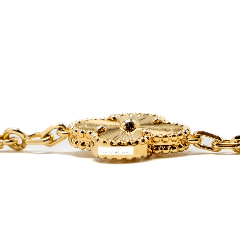 Van Cleef & Arpels Vintage Alhambra Bracelet, 5 Motifs Yellow Gold