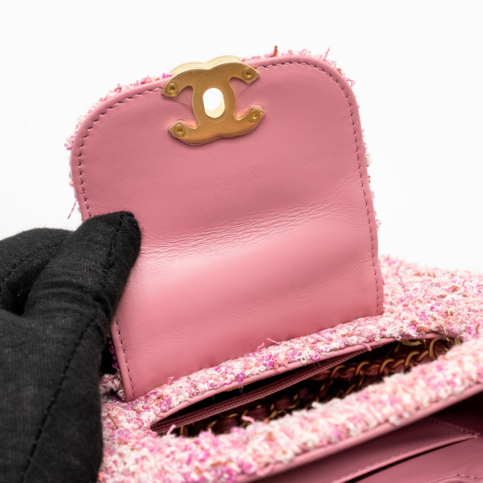 25S◆ピンクがキュート♪◆CHANEL kelly ショルダーバッグ ミニ New Chanel 23K KELLY Nano Barbie Coral Pink Top Handle