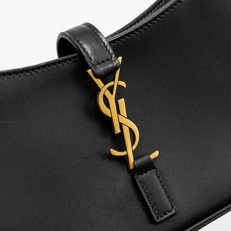 Saint Laurent / YSL Mini LE 5 A 7 Hobo Bag Smooth Calfskin Black GHW