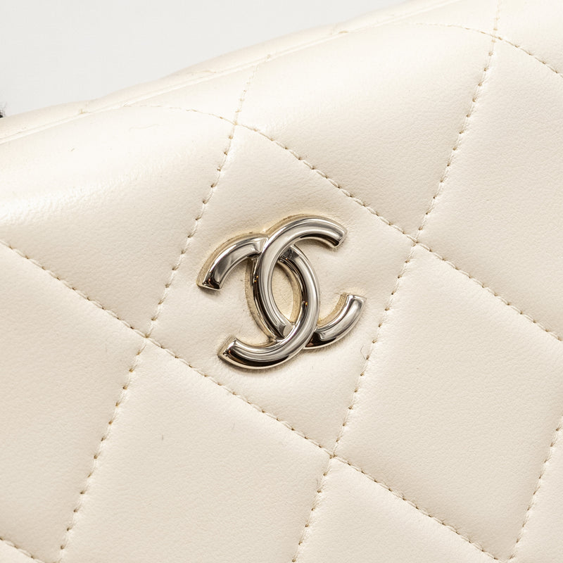 Chanel Metal Bar Clutch Bag Lambskin White SHW